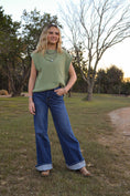 Load image into Gallery viewer, Stockyard High Rise Wide Leg Jeans- Size 28