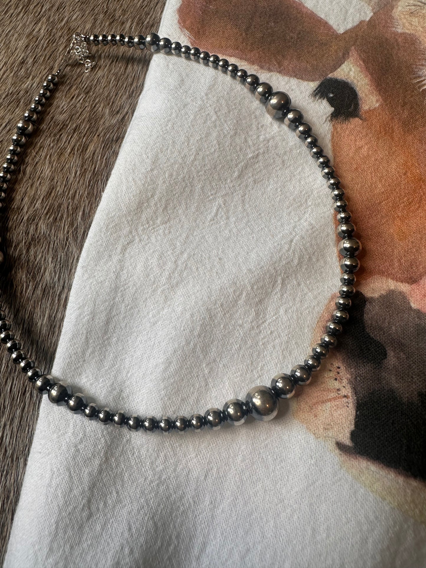 Reagan Mixed Sized Pearls Necklace