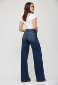 Load image into Gallery viewer, Stockyard High Rise Wide Leg Jeans- Size 28