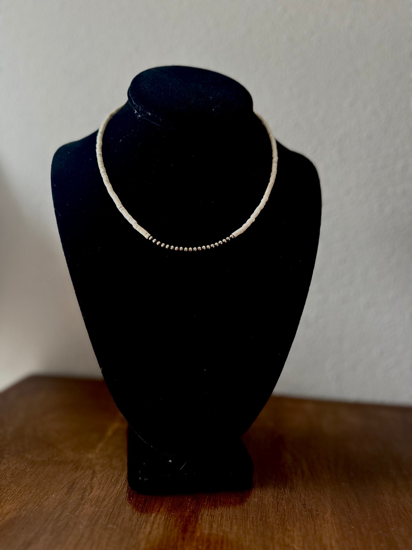 Wytni White Necklace with Navajo Pearls
