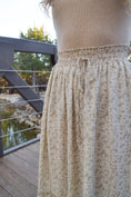 Load image into Gallery viewer, Willa Floral Midi Skirt
