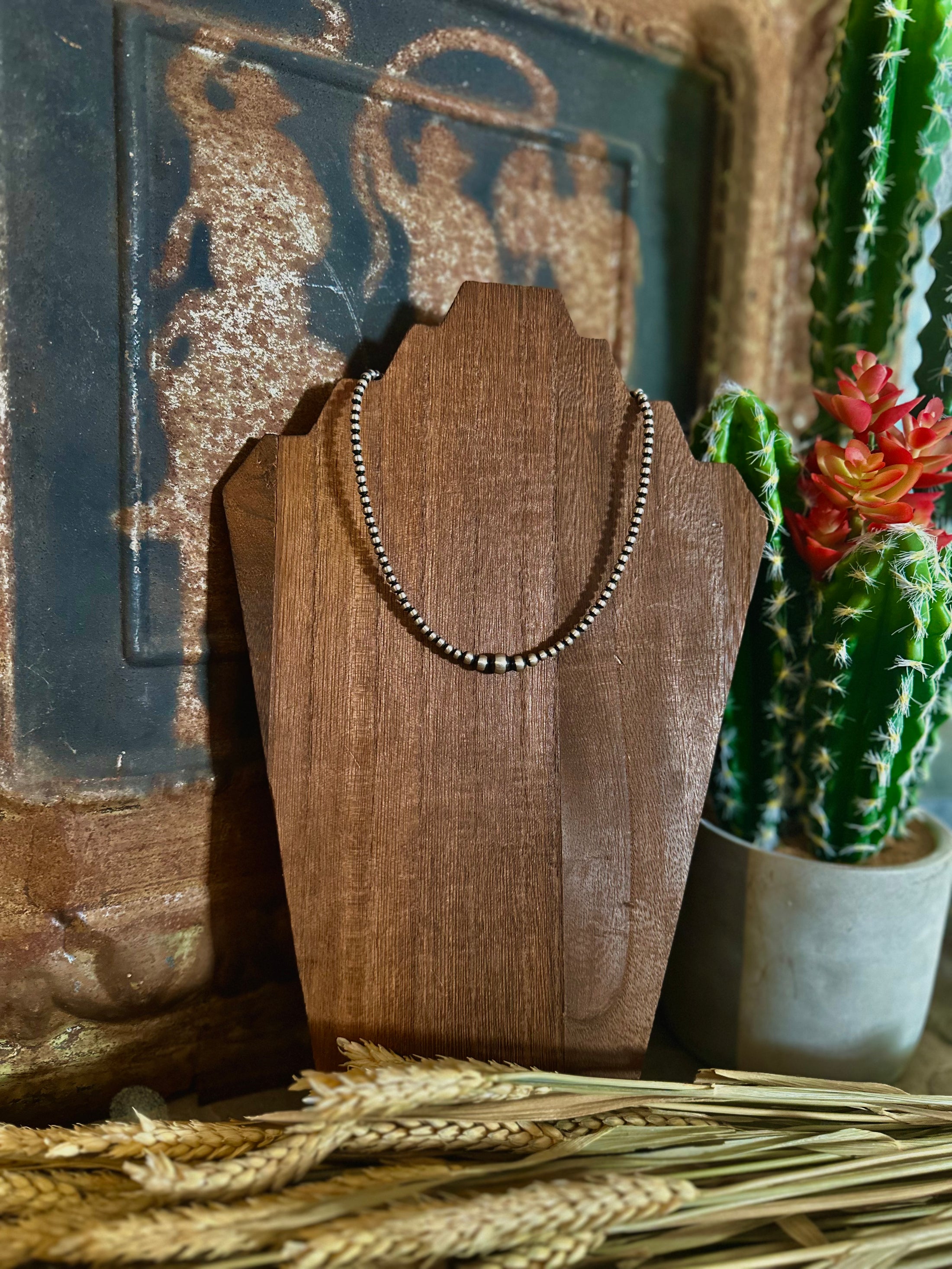 Jordan Navajo Pearls Style Necklace