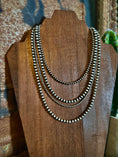 Load image into Gallery viewer, Navajo Pearls - OxyBead
