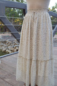 Load image into Gallery viewer, Willa Floral Midi Skirt
