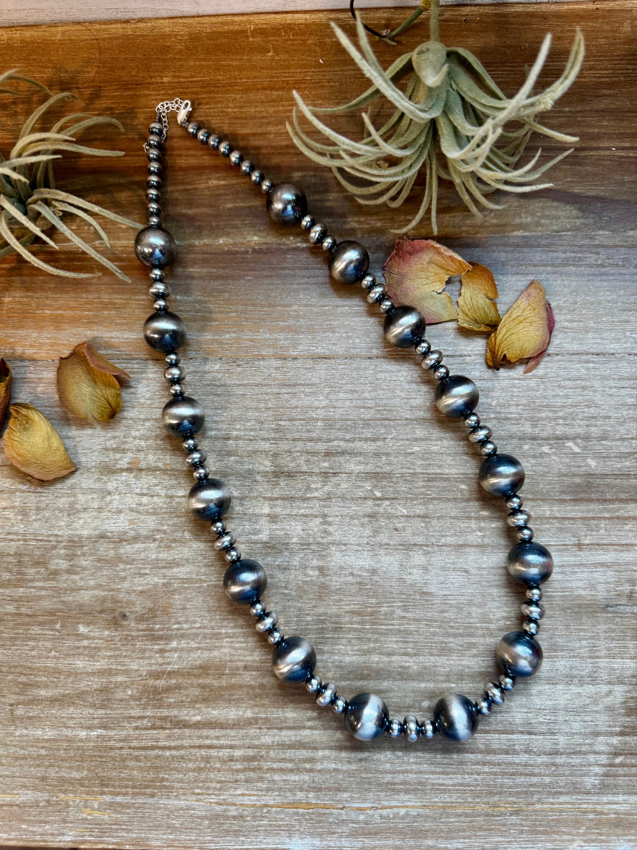 Sterling Silver Pearl Necklace – Mixed Sizes – 23"