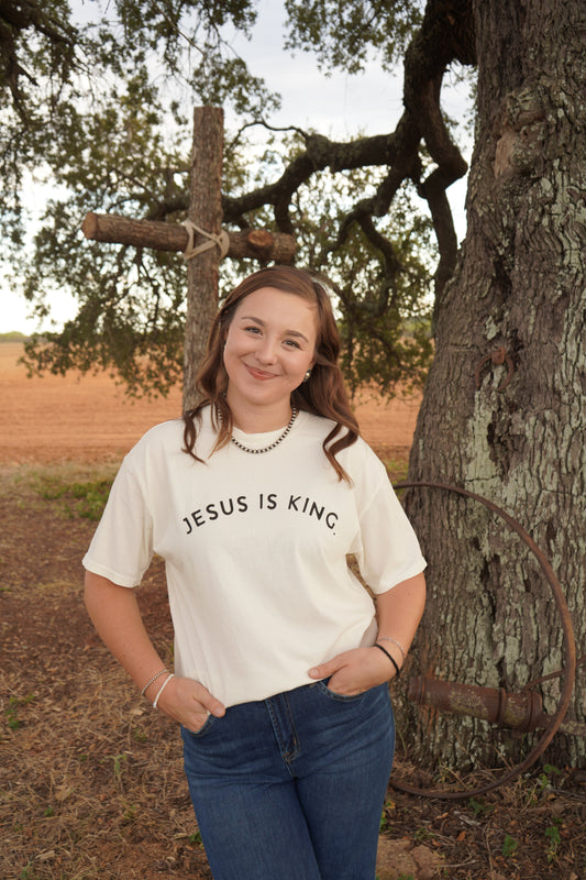 Jesus is King Tee in Cream