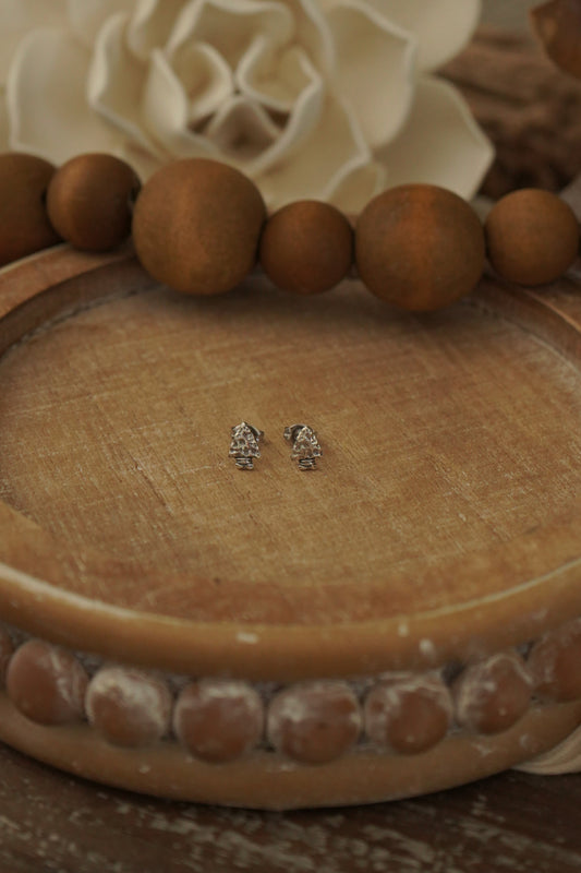 Arrowhead Studs