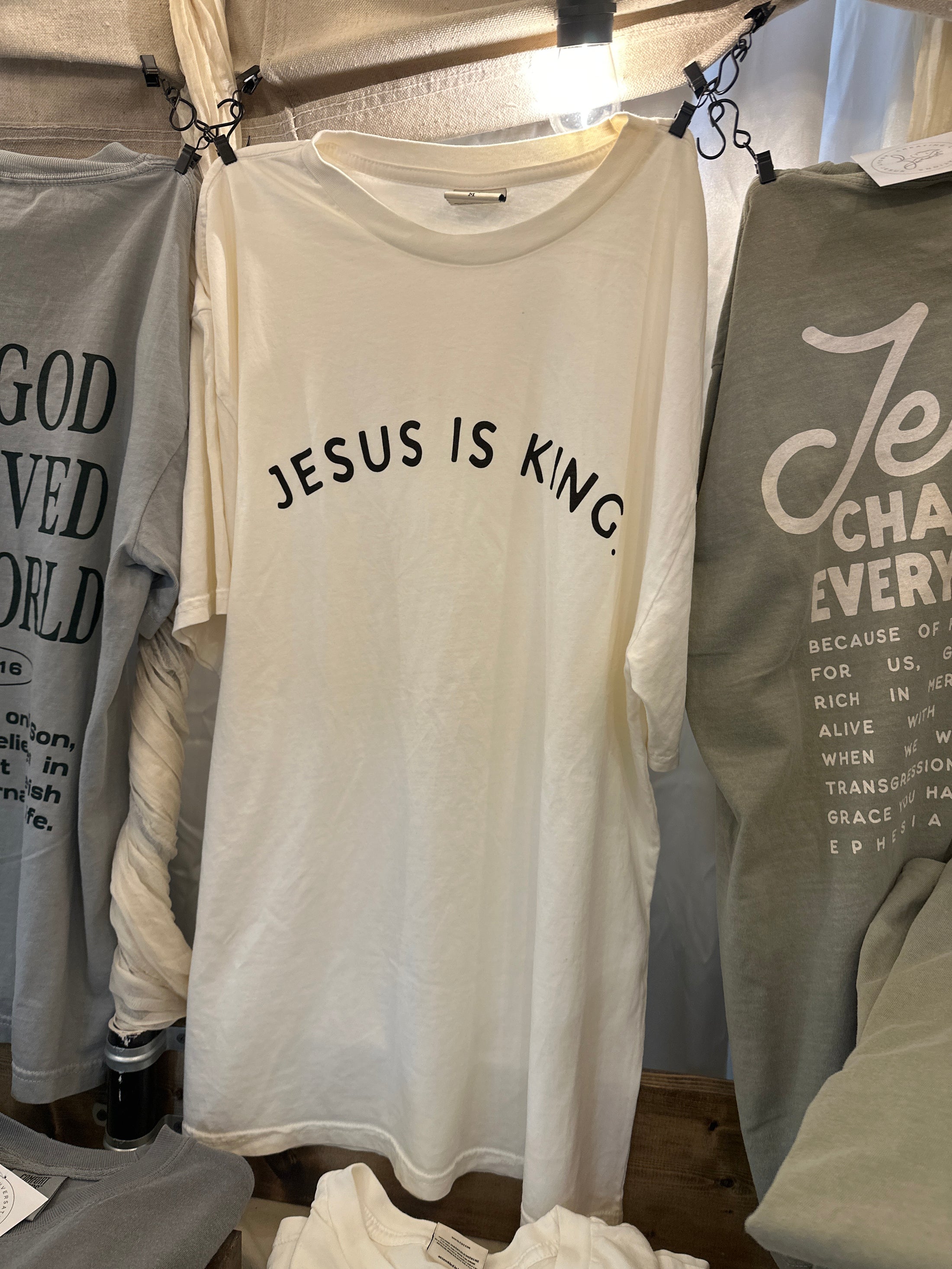 Jesus is King Tee in Cream